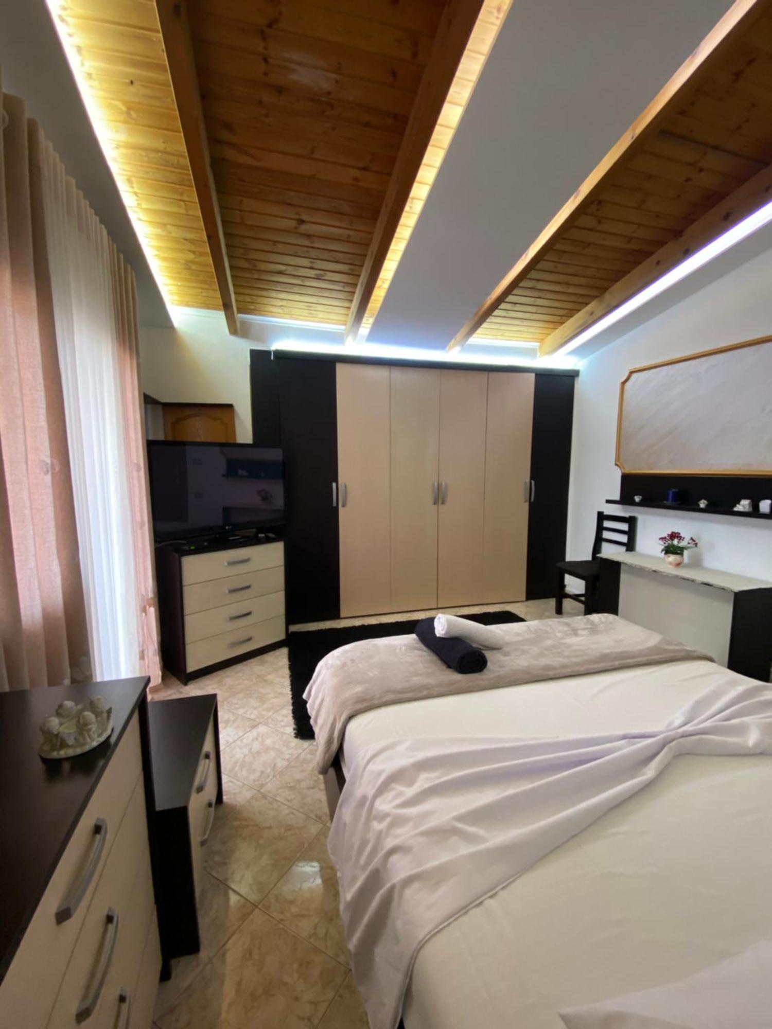 Vila Katalea Gjirokastër Extérieur photo