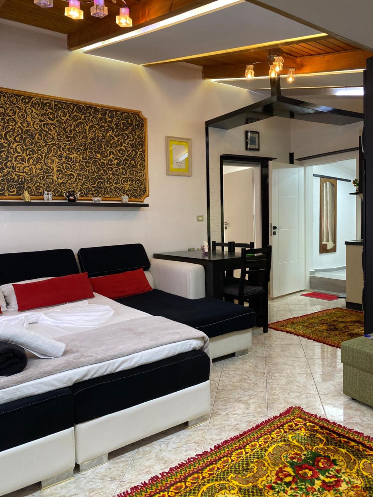 Vila Katalea Gjirokastër Extérieur photo