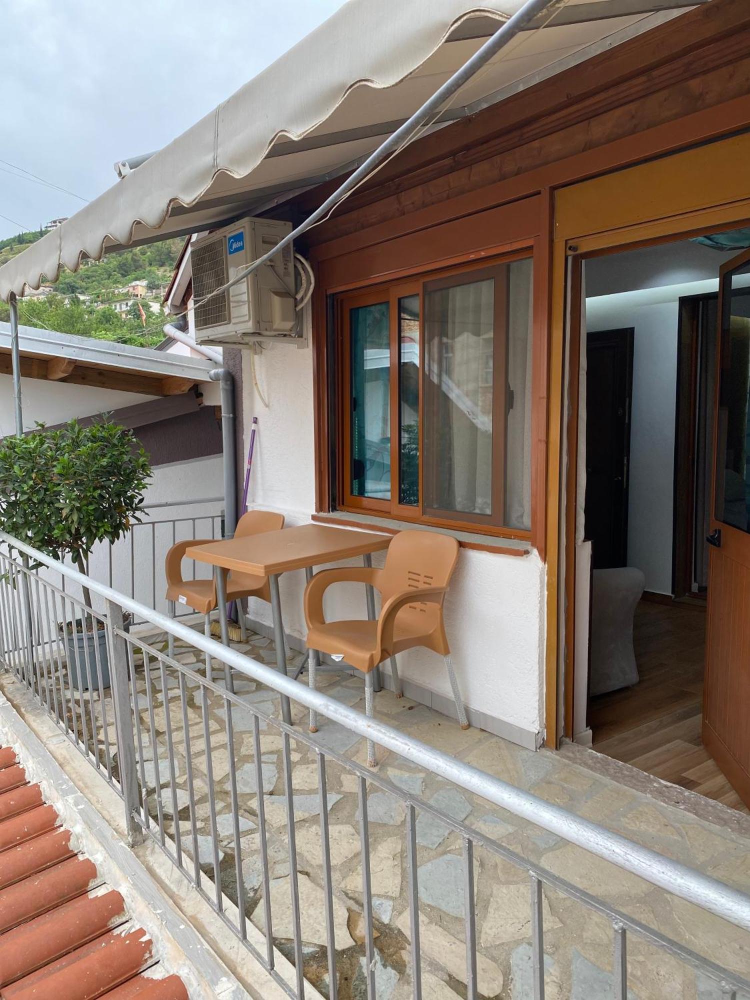 Vila Katalea Gjirokastër Extérieur photo